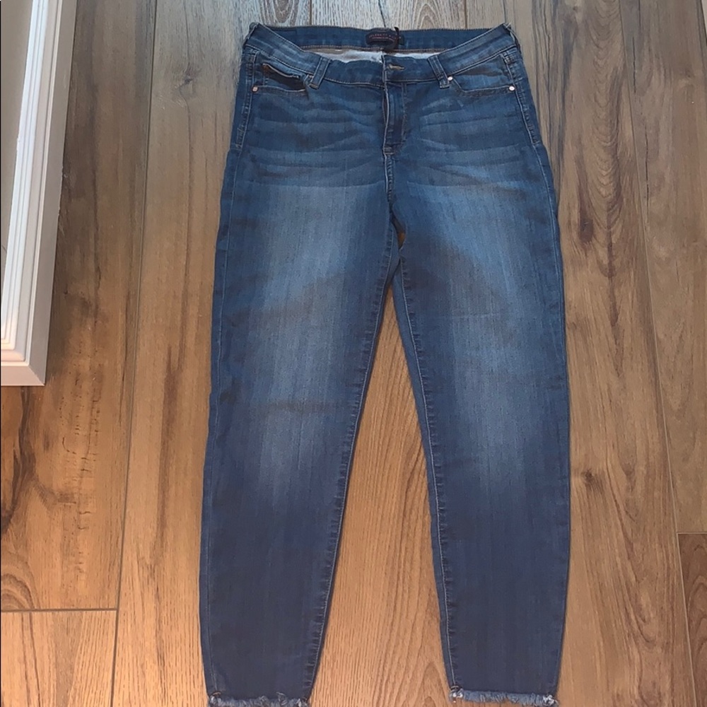 Mid rise skinny jeans